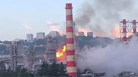 Морские дроны впервые ударили по НПЗ РФ — что дальше - 290x166