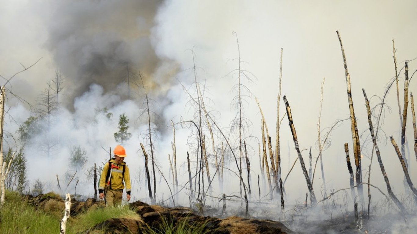 Екологічна катастрофа: в Якутії фіксують одночасно майже 100 лісових пожеж