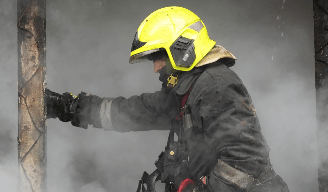 Подробиці пожежі в одеській Аркадії — загинув чоловік - фото 3