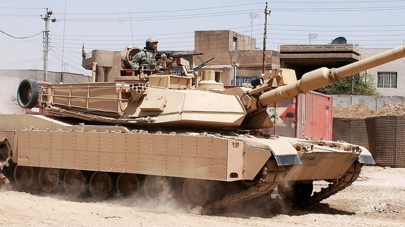 Навчання українських військових: до Німеччини вже доїхали танки Abrams