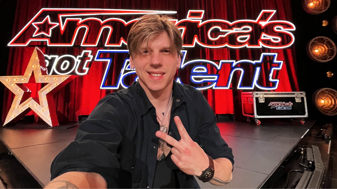 Четыре "да": украинский хореограф покорил судей шоу America's Got Talent