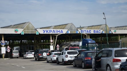 Черги на кордоні України — де водіям доведеться стояти найдовше - 285x160