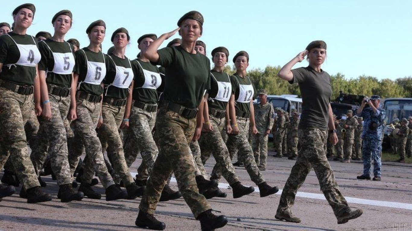 Военный учет в Украине: привлечение женщин и цифровой реестр