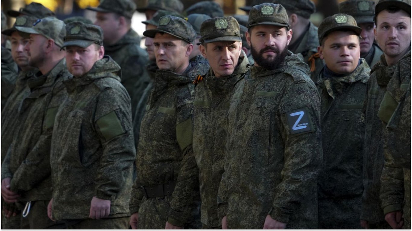 В Луганской области россияне активно вербуют в свою армию заключенных