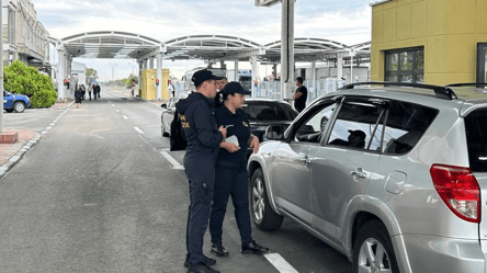 Румунія розвертає авто назад — нові правила на кордоні - 285x160