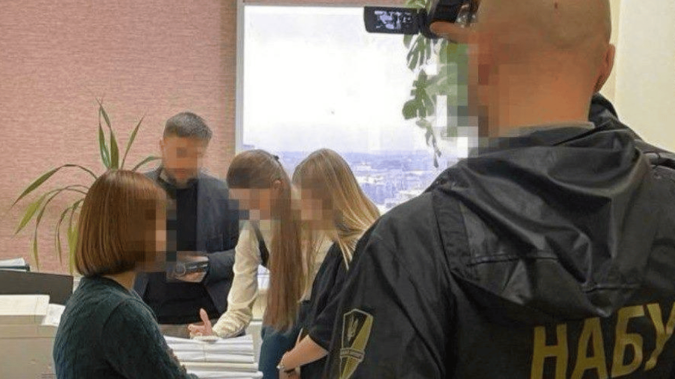У Києві четверо суддів апеляційного суду попалися на великому хабарі