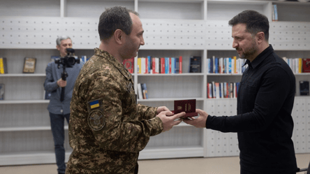 Зеленський нагородив науковців і анонсував нову підтримку дослідників - 290x166