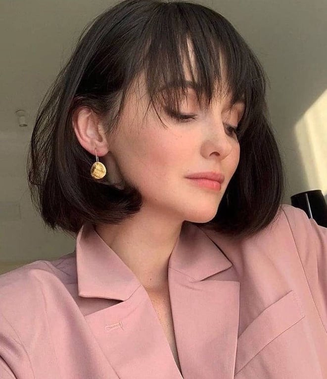 The most flattering haircuts for fine hair - french bob