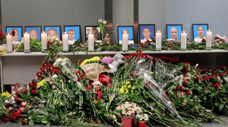 Шесть лет трагедии — годовщина сбития самолета МАУ в Иране - 285x160