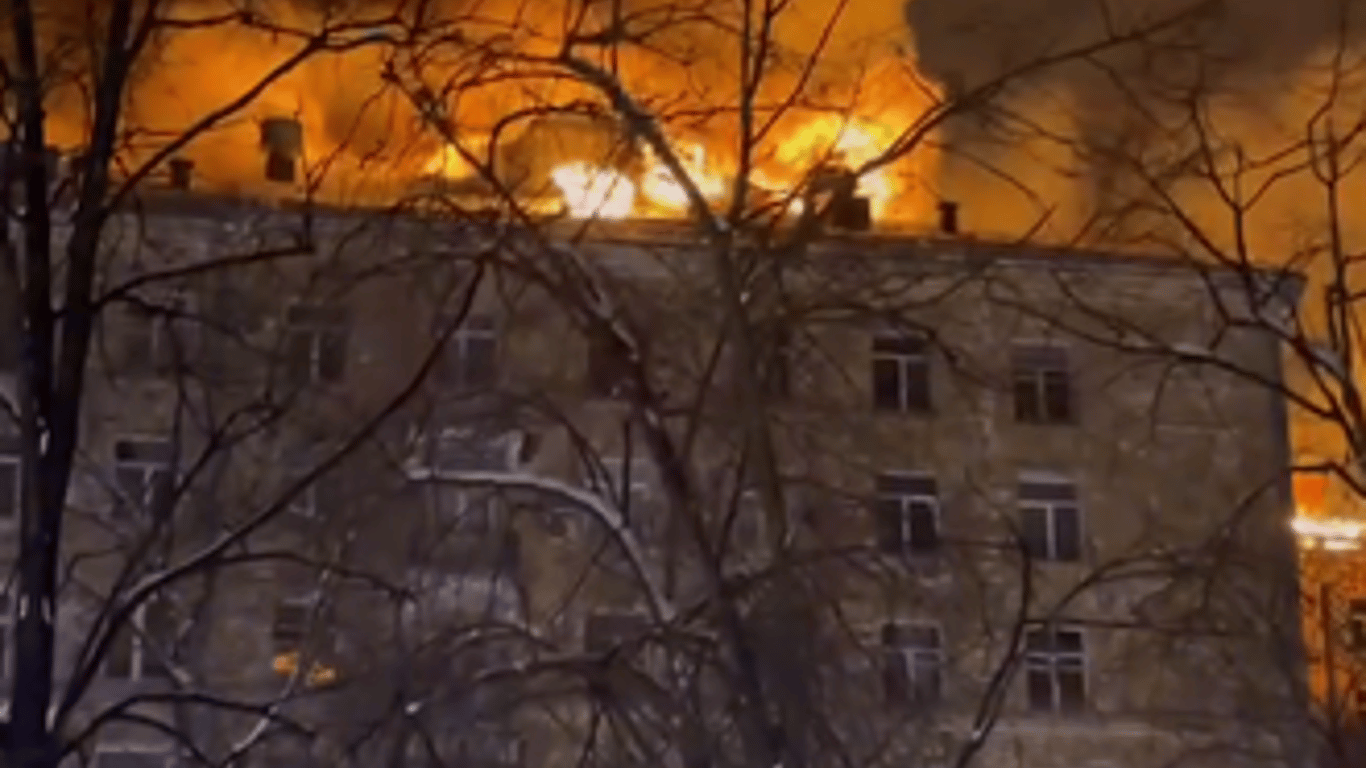 Пожар в Москве 9 февраля - горит многоэтажка на Черняховского