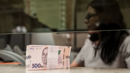 Торкнеться всіх українців — що буде з нашими фінансами у 2026 - 285x160