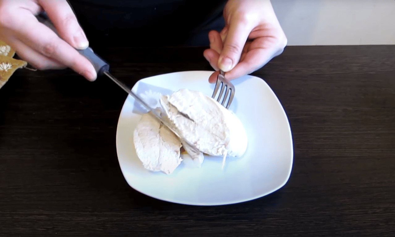 Вареное куриное филе