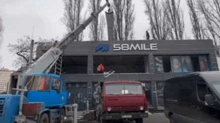 В Одесі зносять незаконну будівлю після п'яти років спорів - 285x160