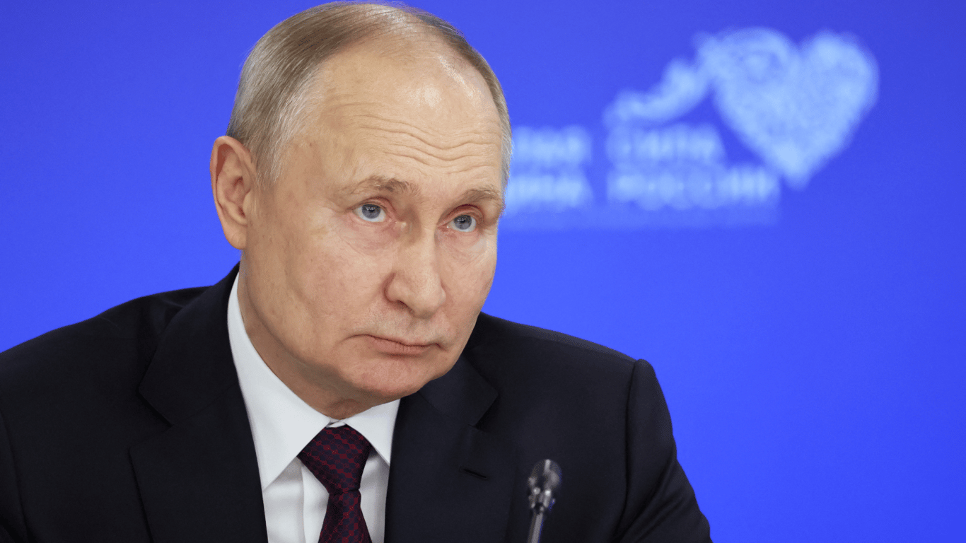 Путин приказал искать за границей имущество Российской империи и СССР