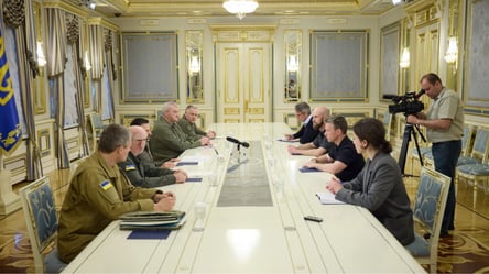 Зеленский встретился с министром обороны Швеции - 285x160