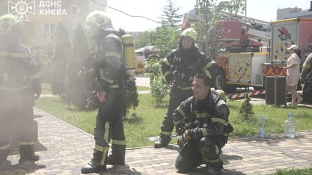 В Киеве произошел пожар в многоэтажке — спасены дети - 290x166