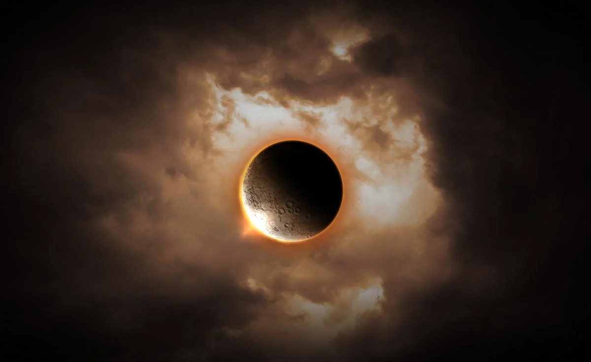 Який вплив має місячне затемнення