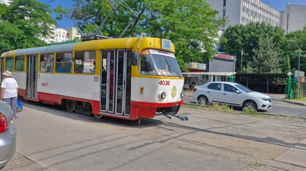 Знеструмлення в Одесі: декілька трамваїв змінили маршрут - 290x166