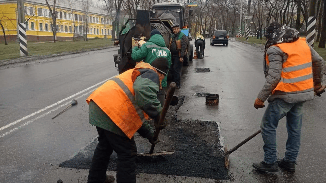 У Харкові винесли вирок комунальниці у справі про тілесні ушкодження