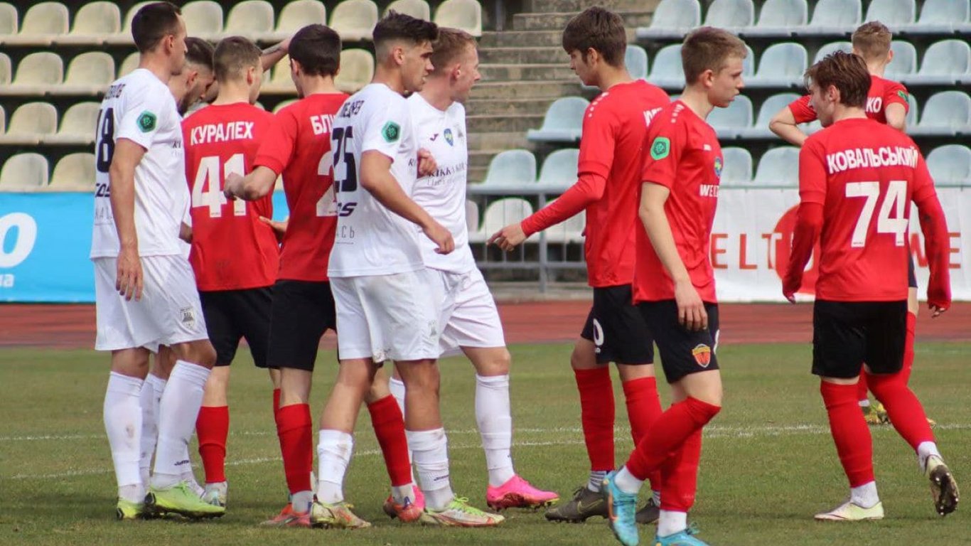 Футбольный матч "Хуст" — "Металлург"