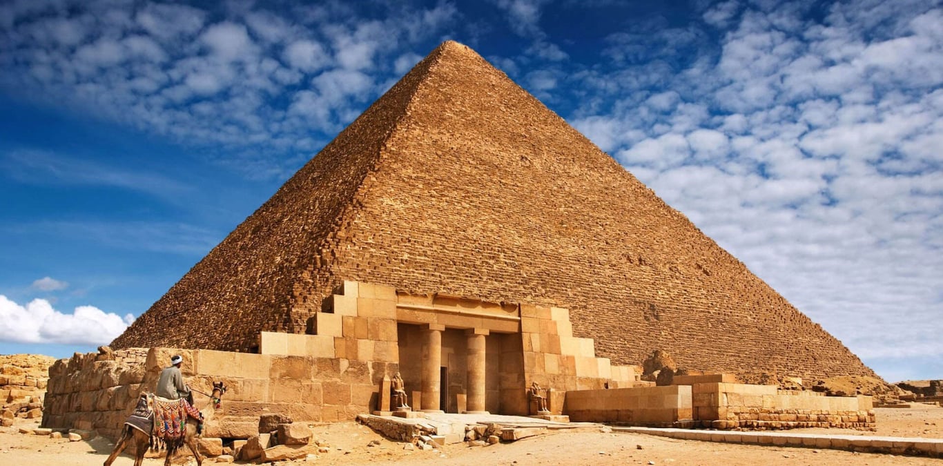 Розшифровка прадавнього папірусу відкрила таємницю, хто та як збудував Велику піраміду Гізи