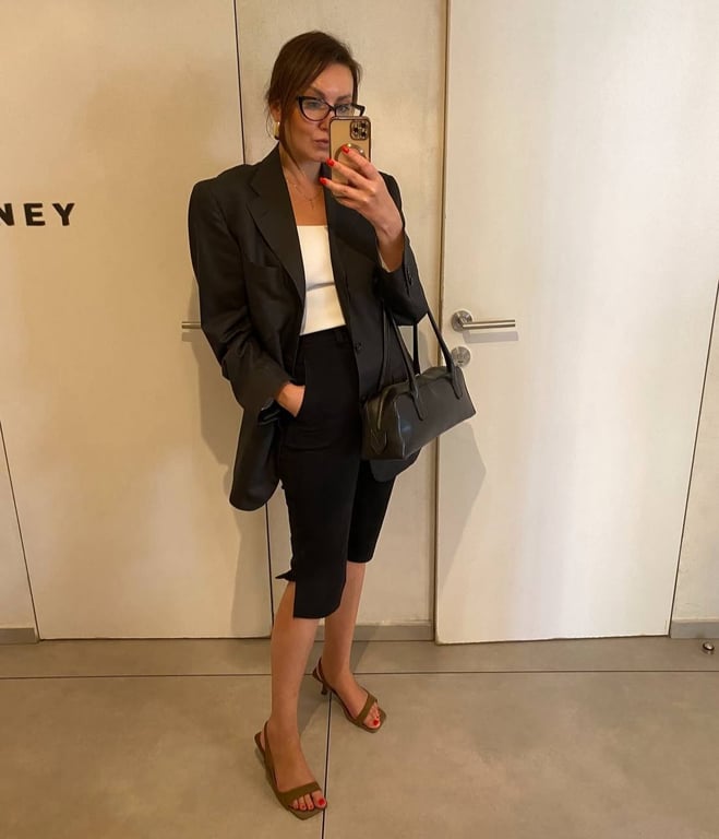 Ці штани зроблять будь-який силует стрункішим