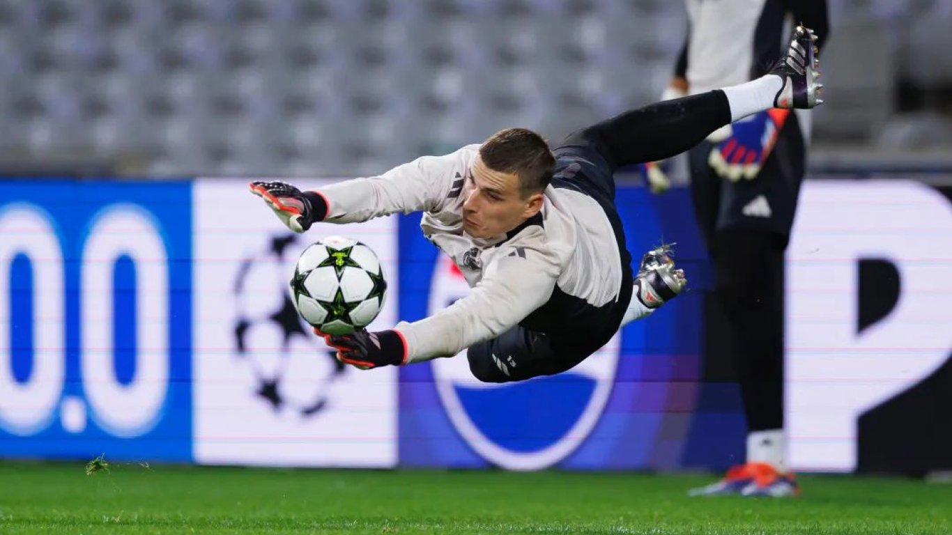 Андрей Лунин