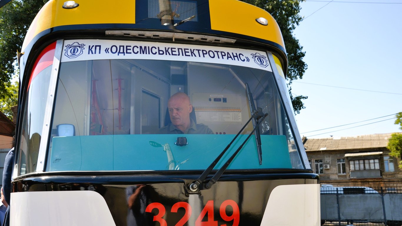 В Одесі з’явився трамвай з кондиціонером: де курсуватиме VIP-транспорт