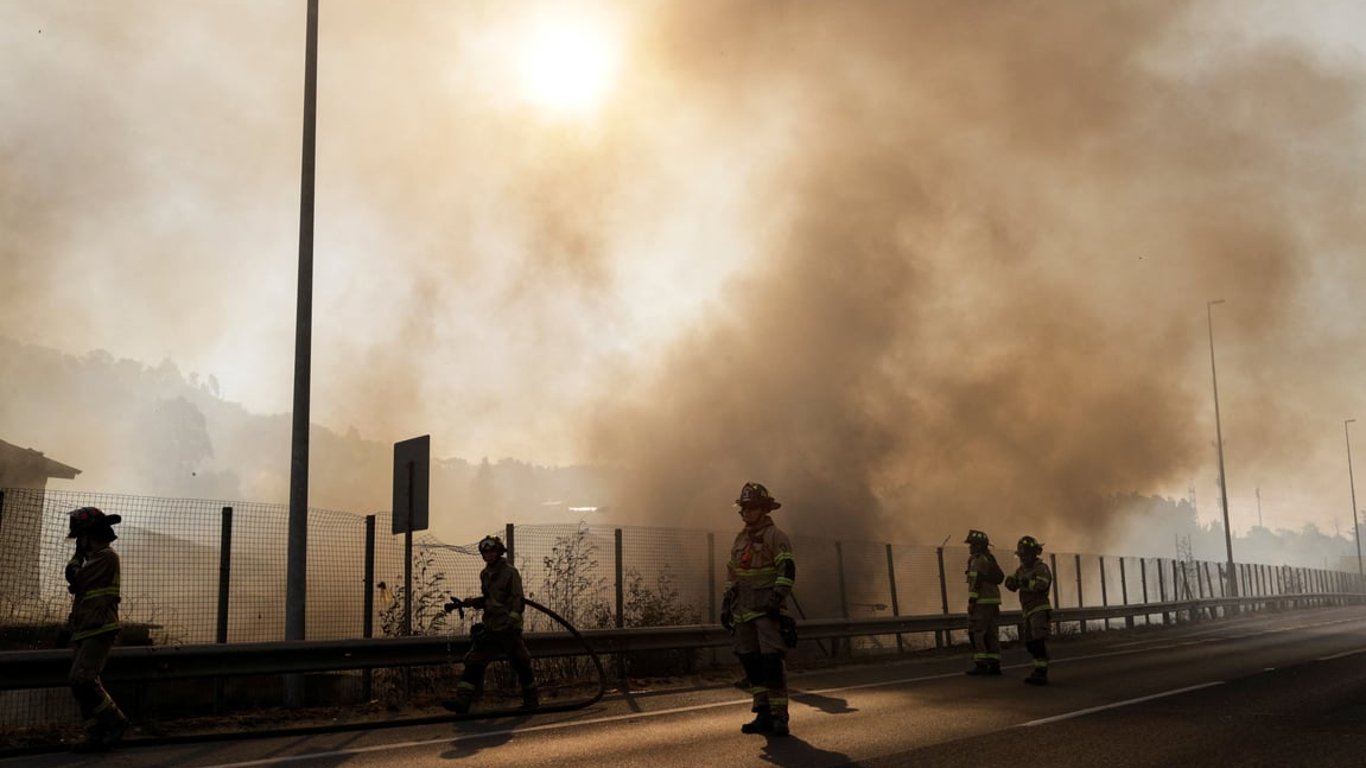 В Чилі через лісові пожежі кількість загиблих зросла до 112 осіб