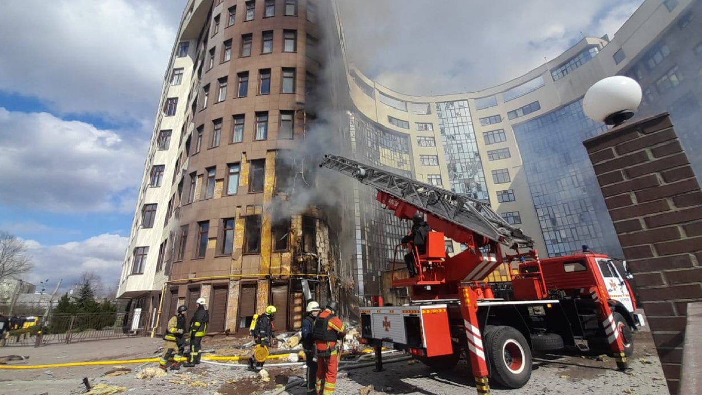 Харків під найпотужнішим ударом РФ: 37 влучань за дві доби