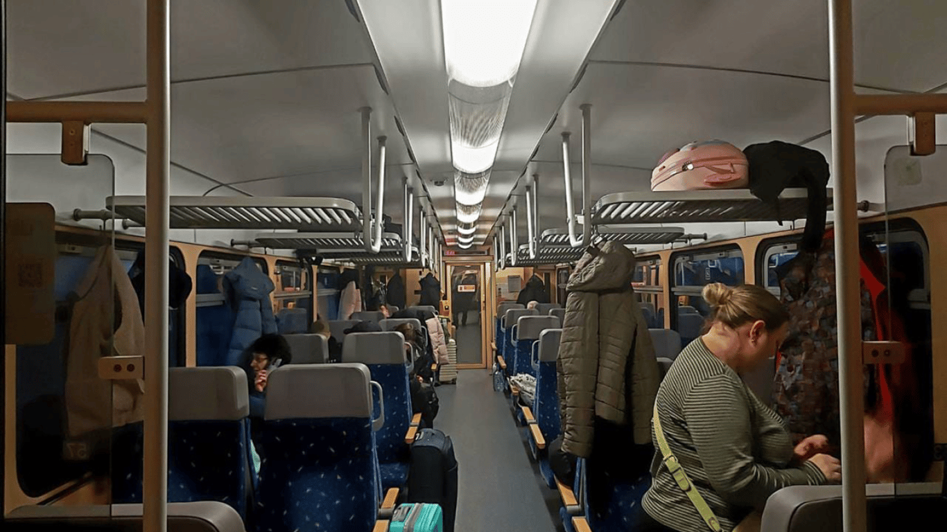 Коли з'явиться додатковий вагон на потяг з Мукачева до Кошице