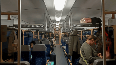Укрзализныця изменит количество мест на один из поездов в Словакию - 285x160