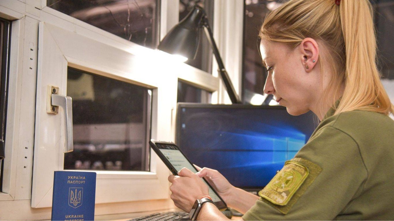 Как военнообязанным мужчинам возвращаться в Украину — документы и правила