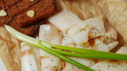 Сало чи масло — дієтологиня назвала кращий продукт для здоров'я - 290x160