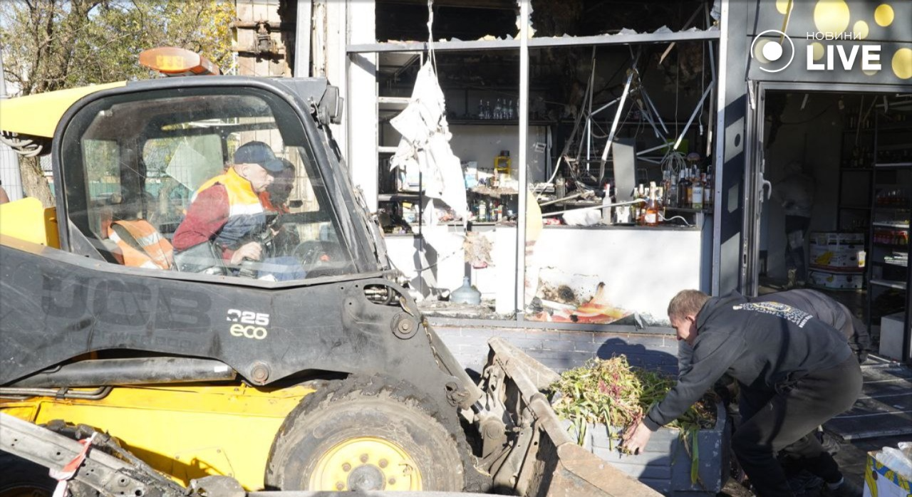 Наслідки нічної атаки на Київ — фоторепортаж - фото 4