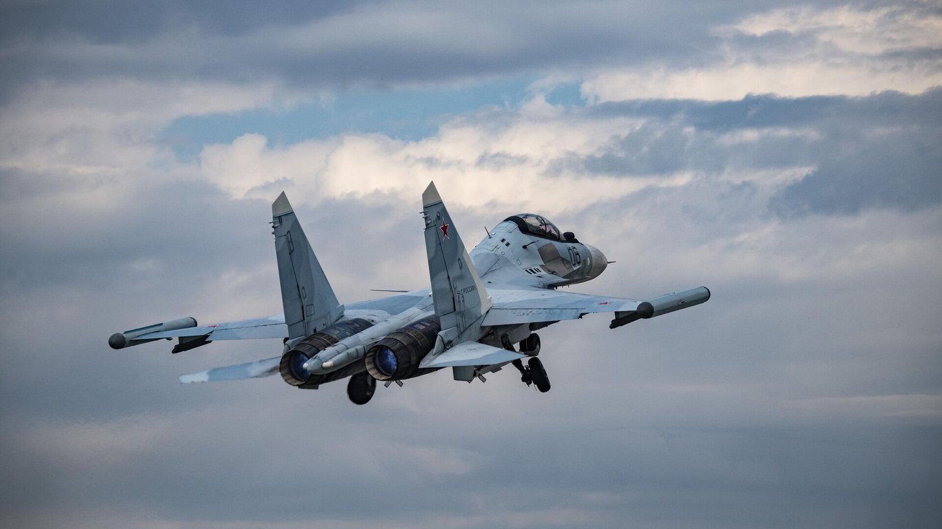 Пентагон обещает показать видео инцидента с российскими истребителями над Черным морем