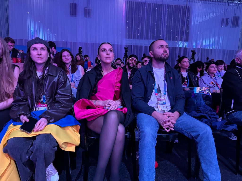 Українська співачка Джамала дивиться виступ Лелеки на Євробаченні-2026 у Відні