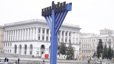 Europe's largest khanukiyah was installed in Kyiv — photo report - 285x160