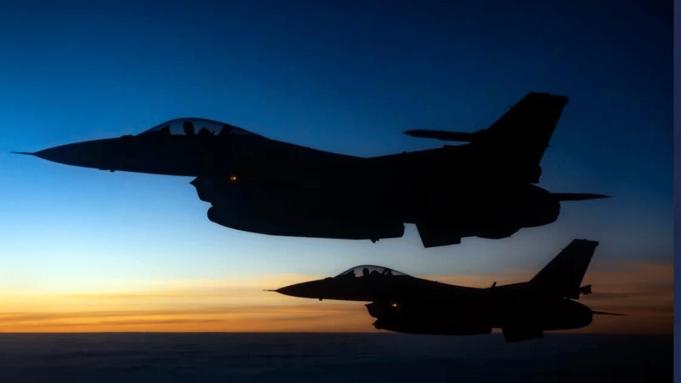 F-16 в воздухе Польши 6 апреля — ракетная атака на Украину