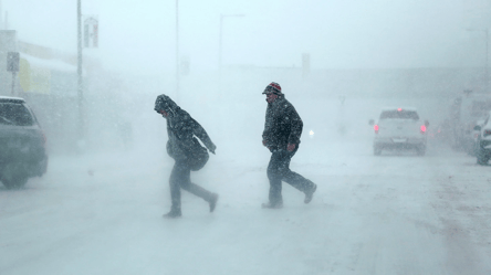 Негода не вщухає — на Одесу суне потужний шторм - 285x160