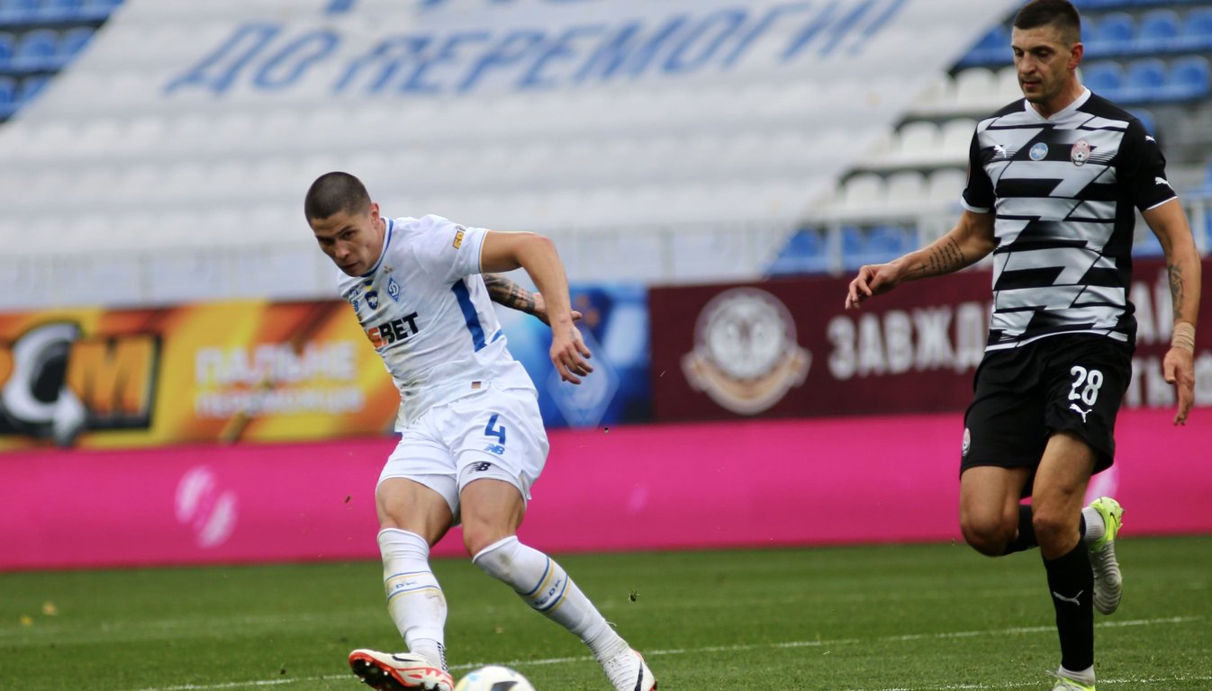 Денис Попов