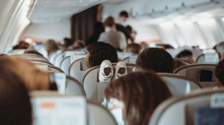 Пілот застеріг, куди не варто класти свої речі в літаку - 285x160