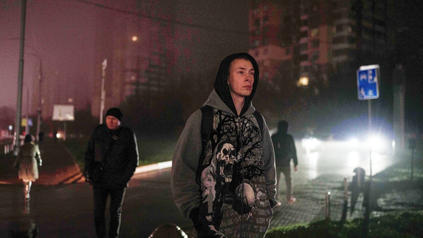 Комендантська година в Києві шкодить економіці — економіст