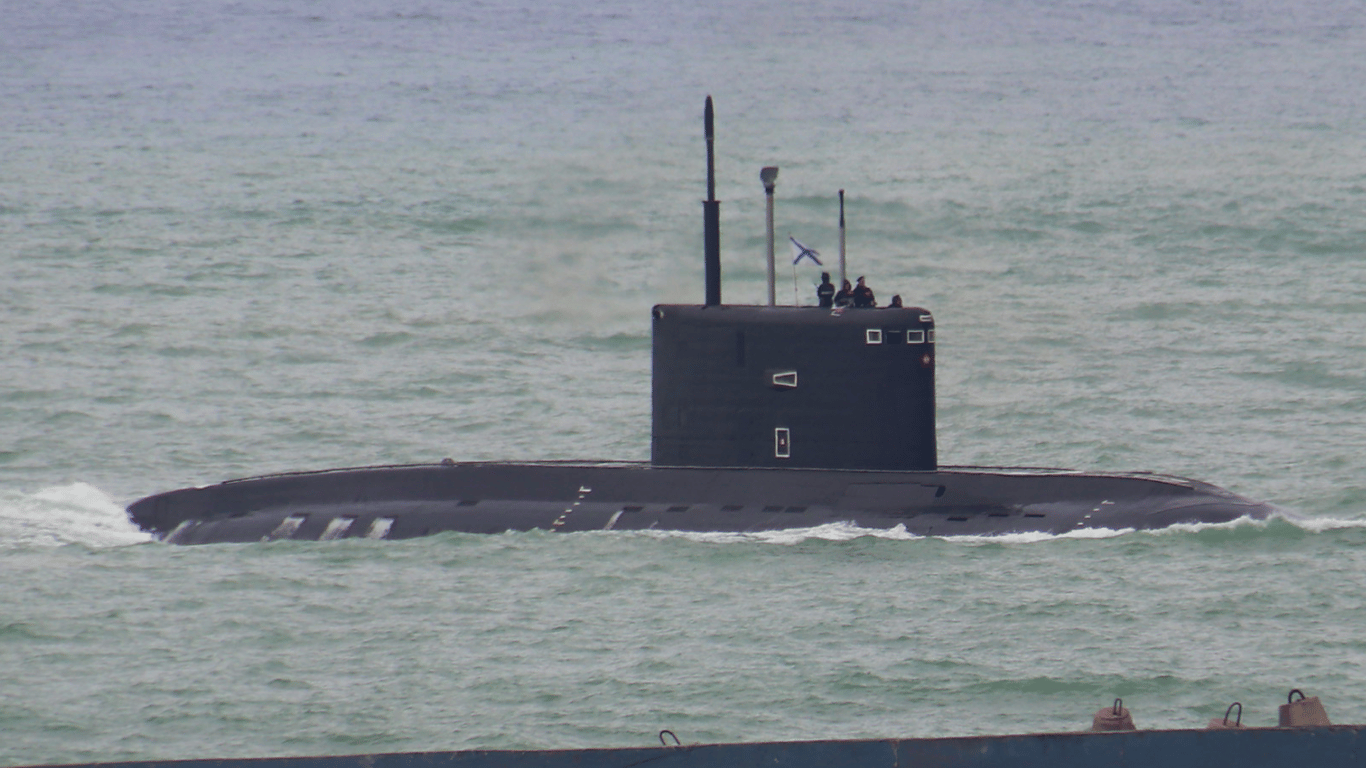 У Чорному морі на чергуванні знаходиться ворожий ракетоносій
