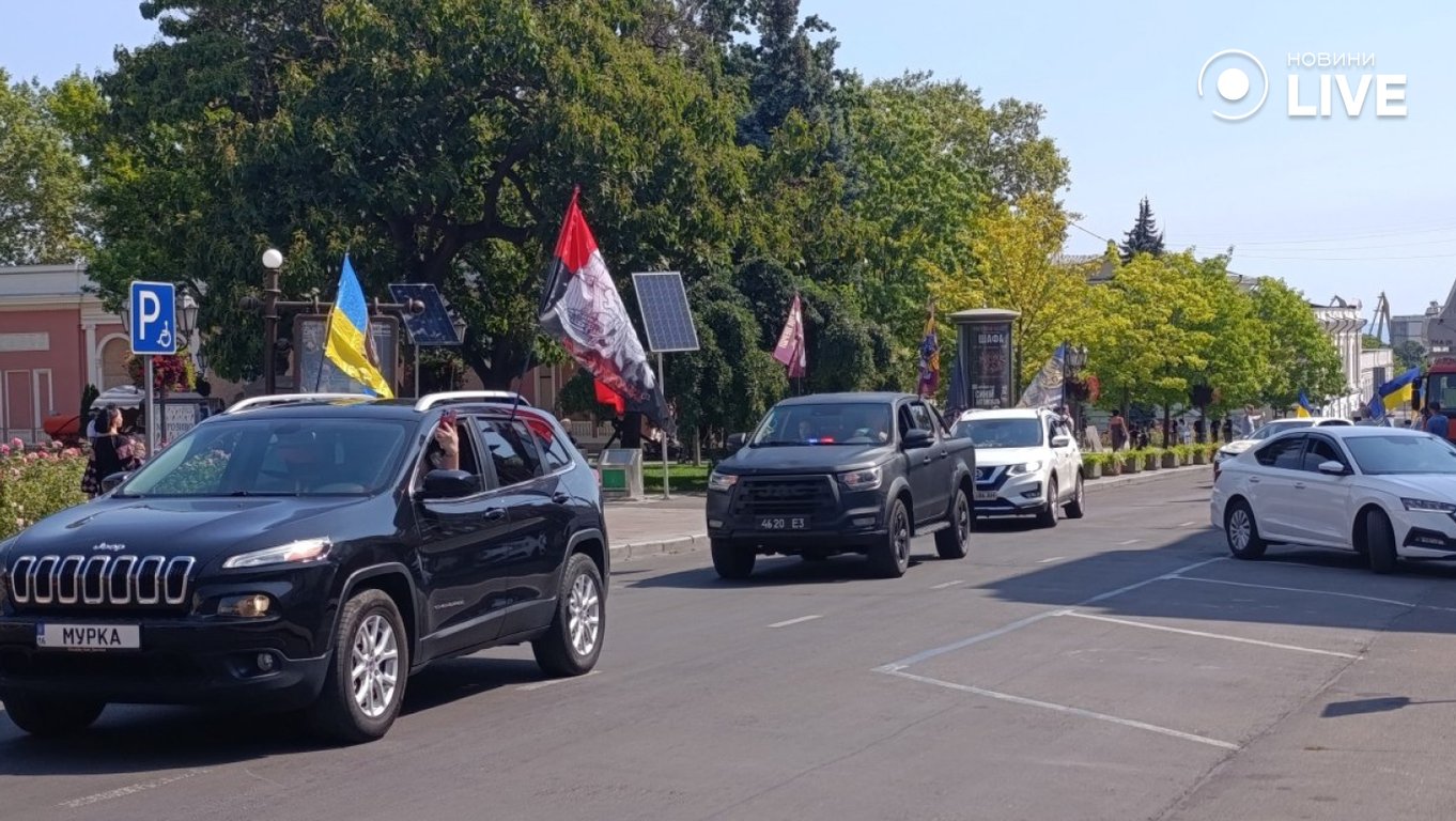 Автопробіг до Дня Незалежності в Одесі