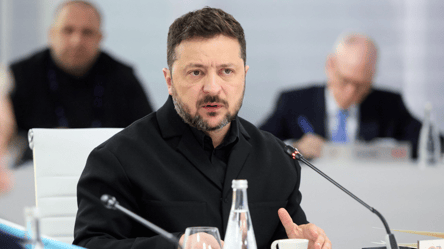Массированный обстрел Киева: Зеленский отреагировал и назвал число раненых - 290x160