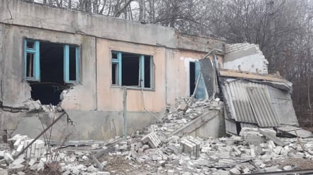 Окупанти знову атакували Харківщину: є влучання у п'ятиповерхівку, пошкоджено кладовище - 285x160