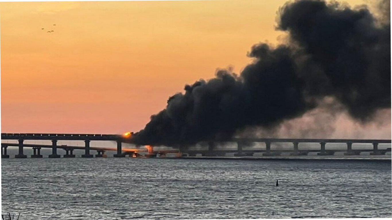 Годовщина первой атаки на Крымский мост, детали и прогнозы