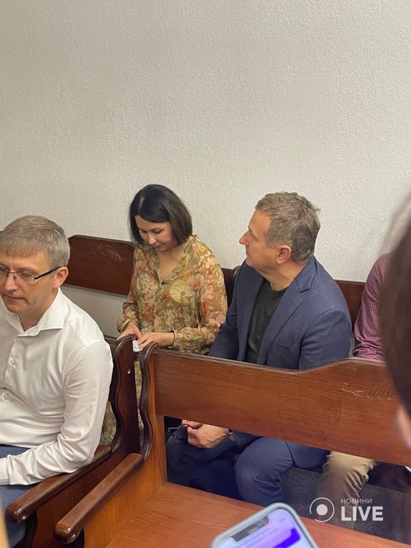 Ведучі 1+1 на суді