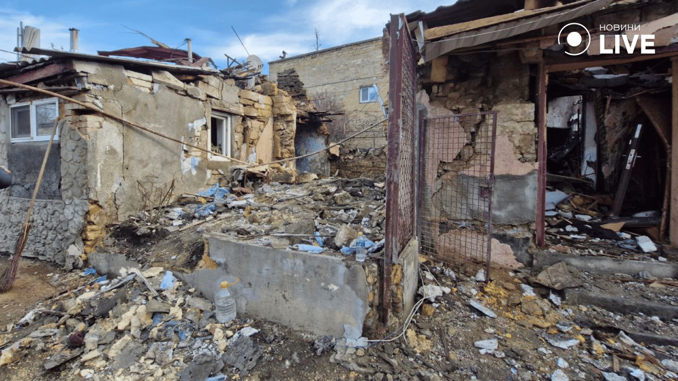 Наслідки нічної дронової атаки по Одесі — триває розбір завалів - фото 2